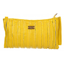 Żółta plisowana torebka...